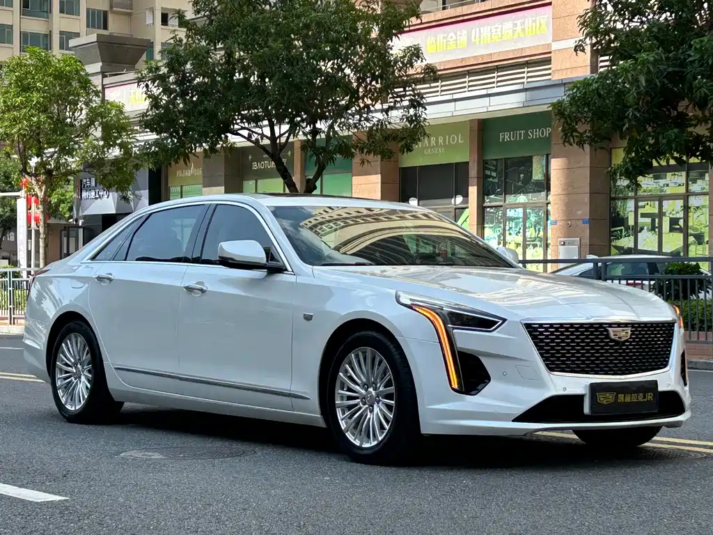 Cadillac CT6 2019 — фото 3