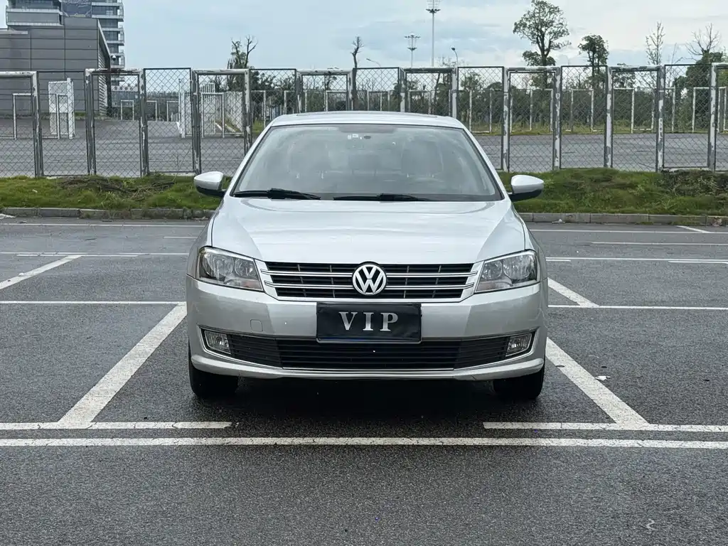 Volkswagen Lavida 2014