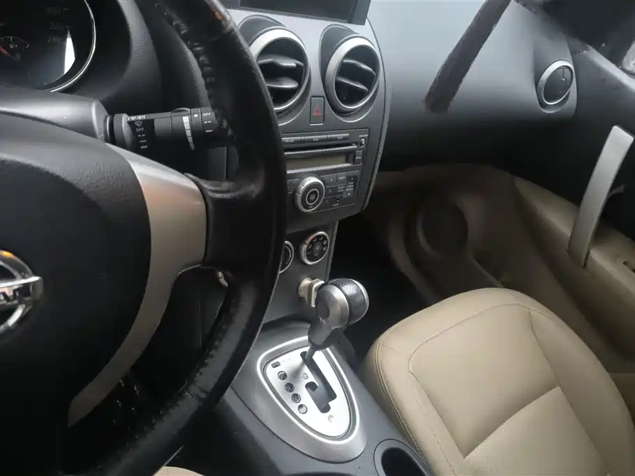 Nissan Qashqai 2012 — фото 13