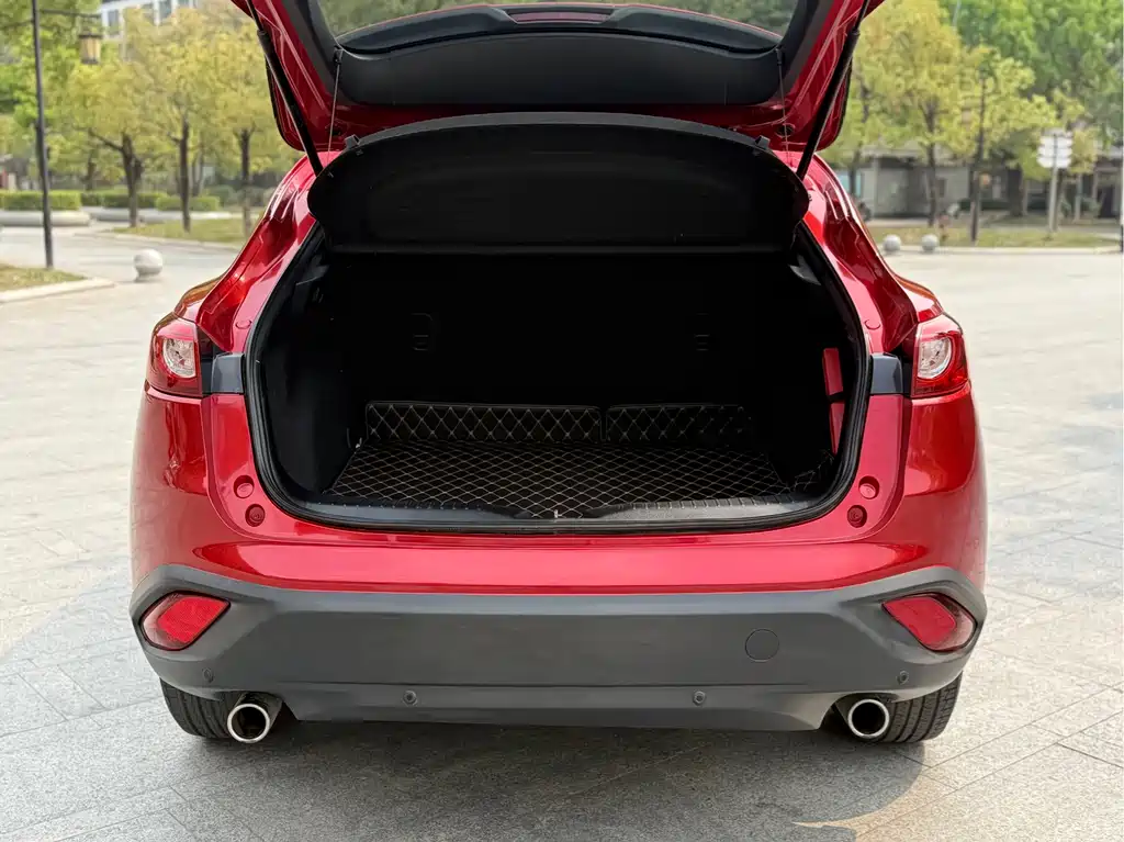 Mazda CX-4 2018 — фото 19