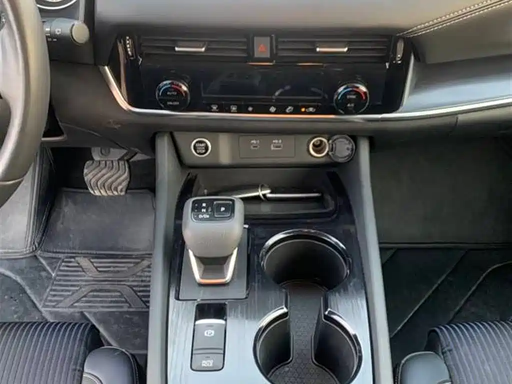 Nissan Qashqai 2023 — фото 11