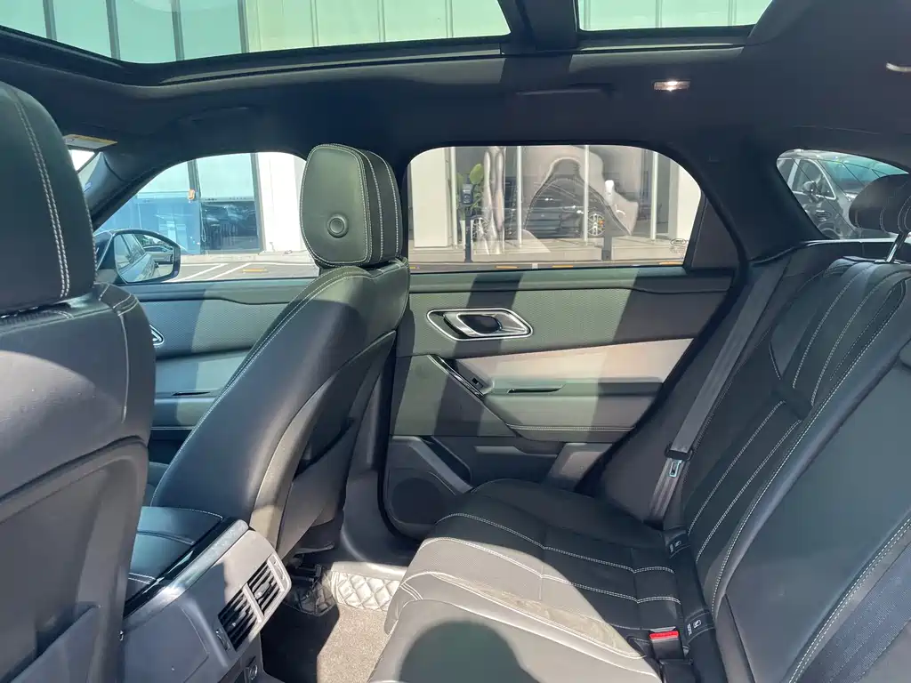 Land Rover Range Rover Velar 2018 — фото 8