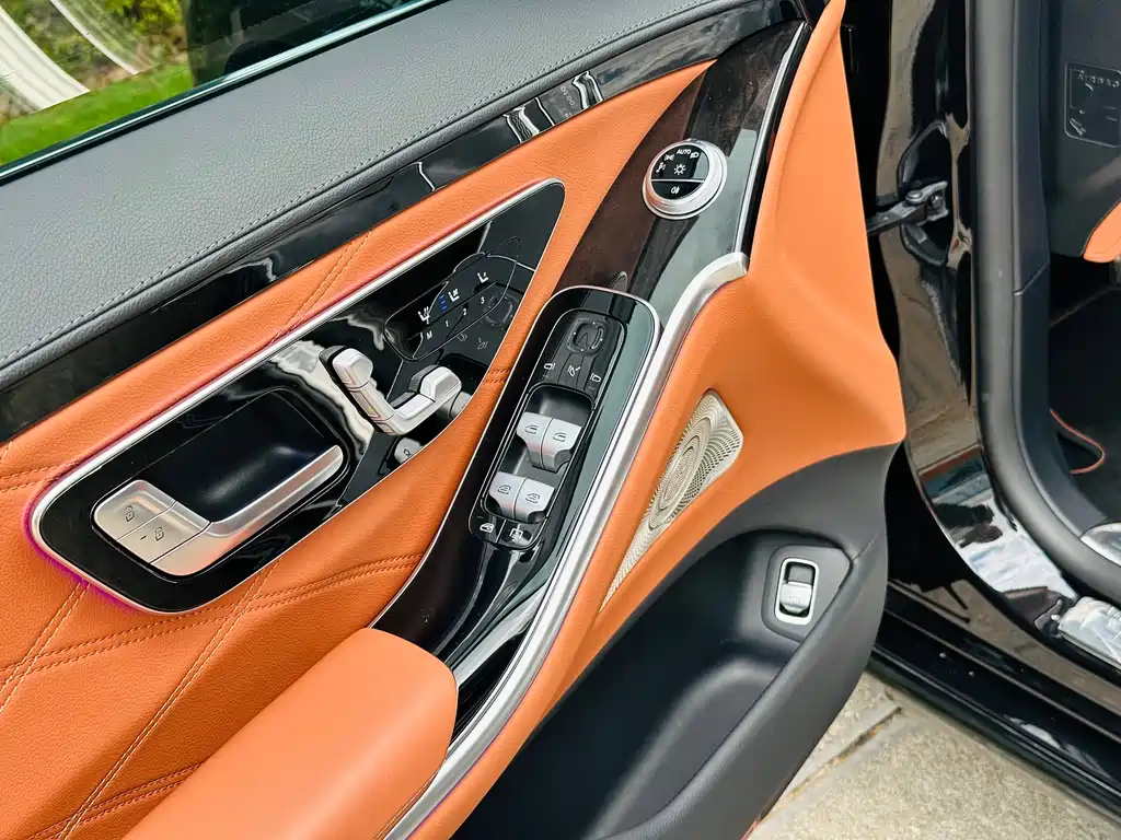 Mercedes-Benz Maybach S-Class 2023 — фото 15