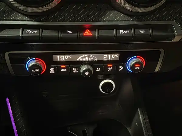 Audi Q2L 2022