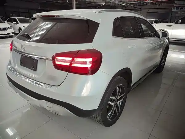 Mercedes-Benz GLA 2018