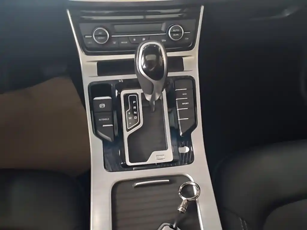 Geely Emgrand GS 2020 — фото 14