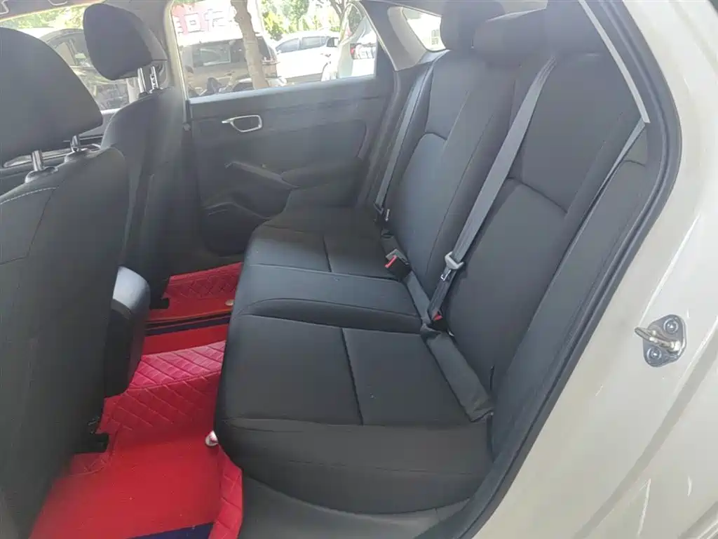 Honda Civic 2023 — фото 17