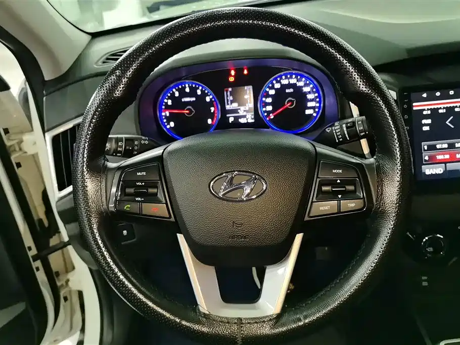 Hyundai ix25 2018 — фото 15