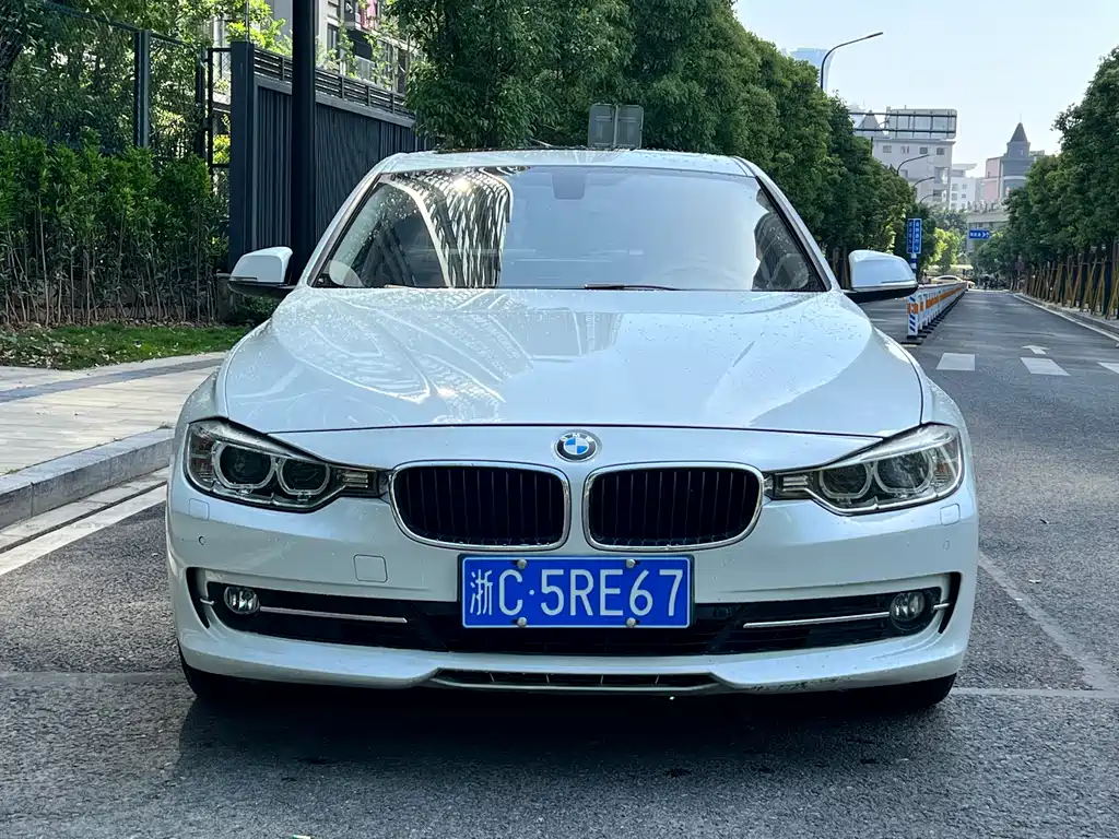 BMW 3 Series 2015 — фото 2