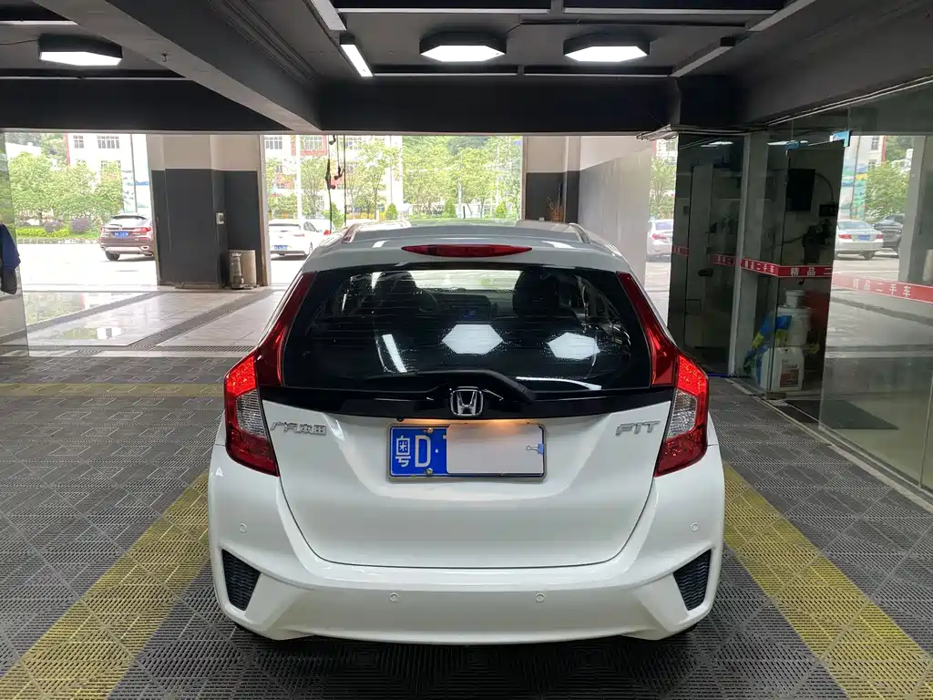 Honda Fit 2016