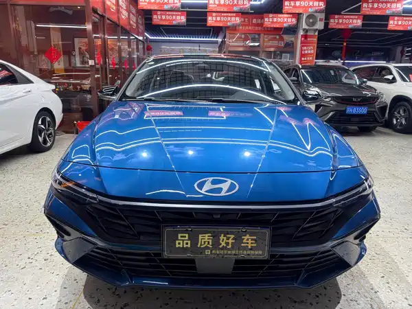 Hyundai Elantra 2023