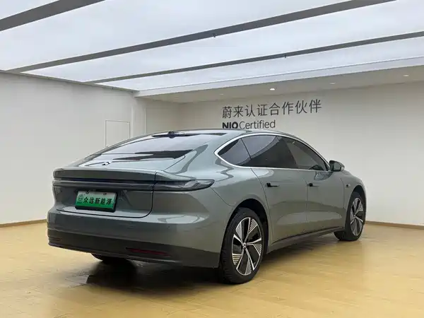 NIO ET7 2023