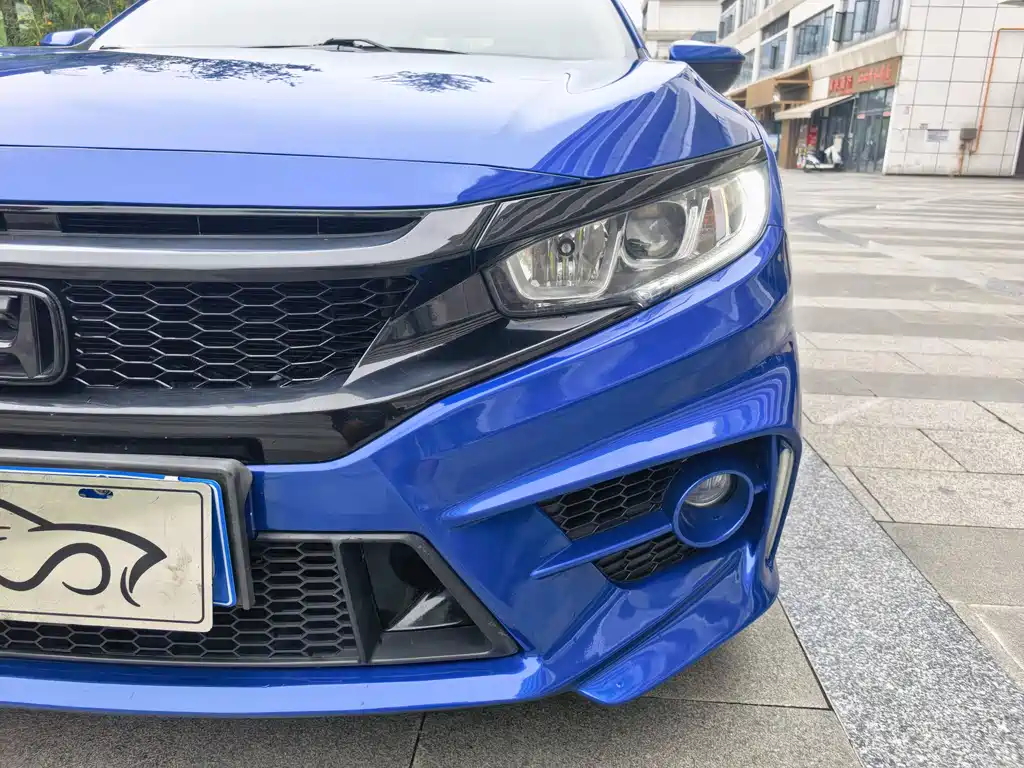 Honda Civic 2020 — фото 17