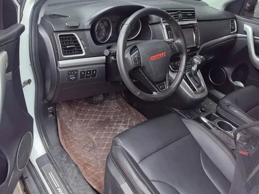 Haval H6 2015 — фото 12