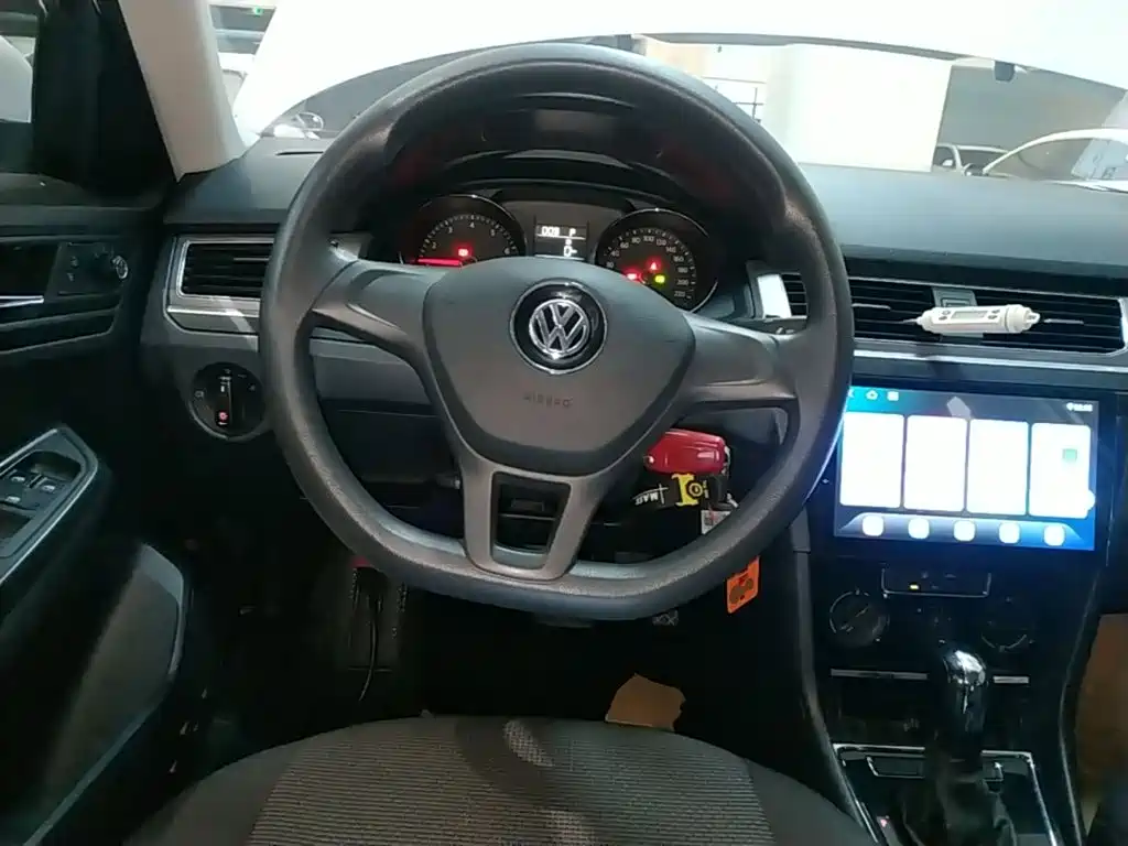 Volkswagen Bora 2021 — фото 11