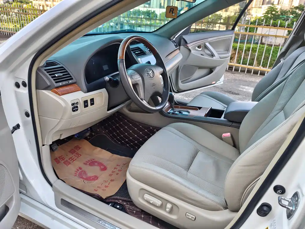 Toyota Camry 2012