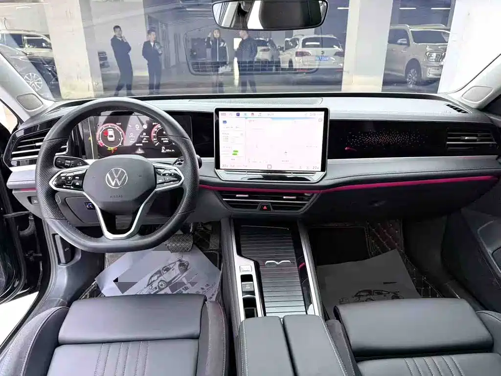 Volkswagen Magotan 2025