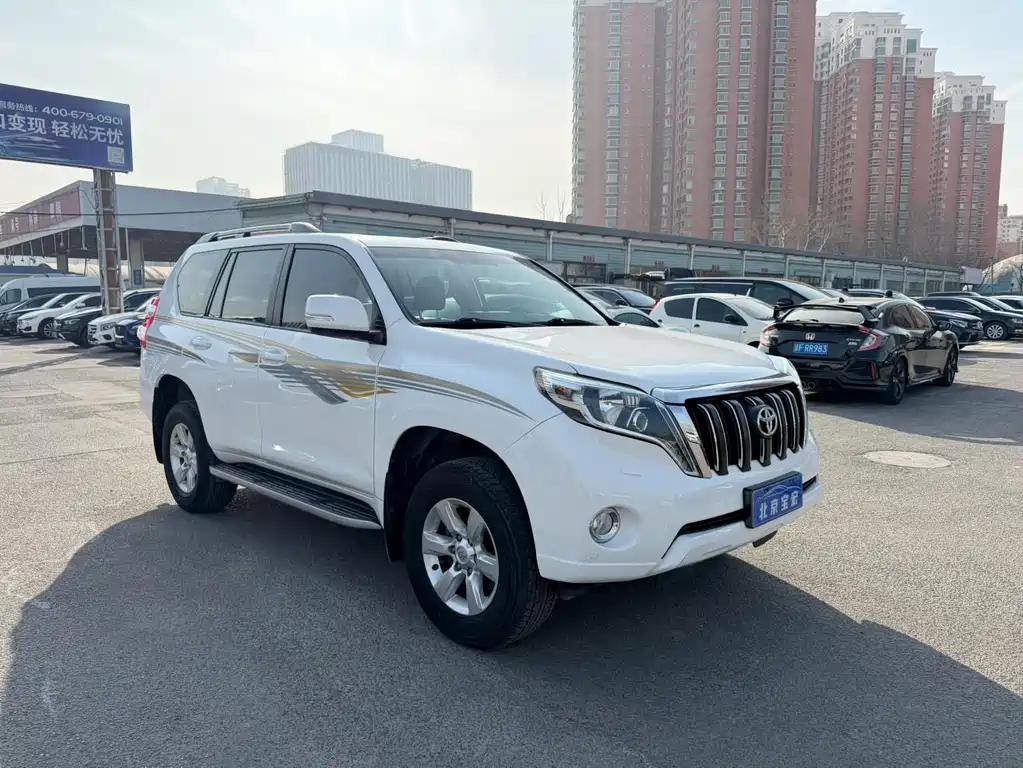Toyota Prado 2016 — фото 3