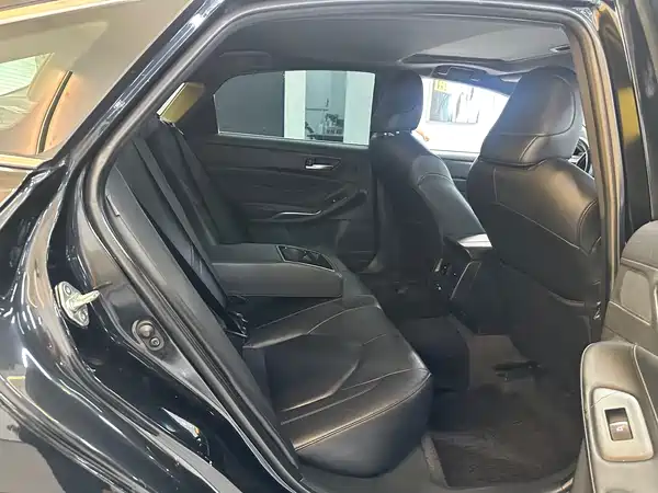 Toyota Avalon 2023