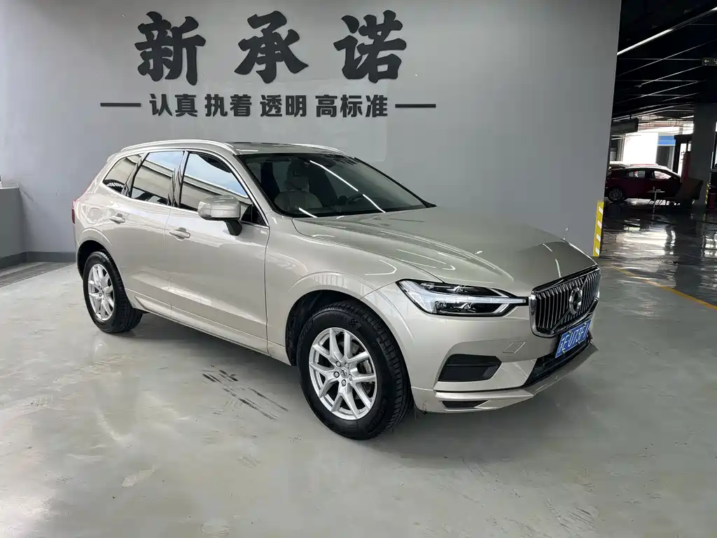 Volvo XC60 2018 — фото 3