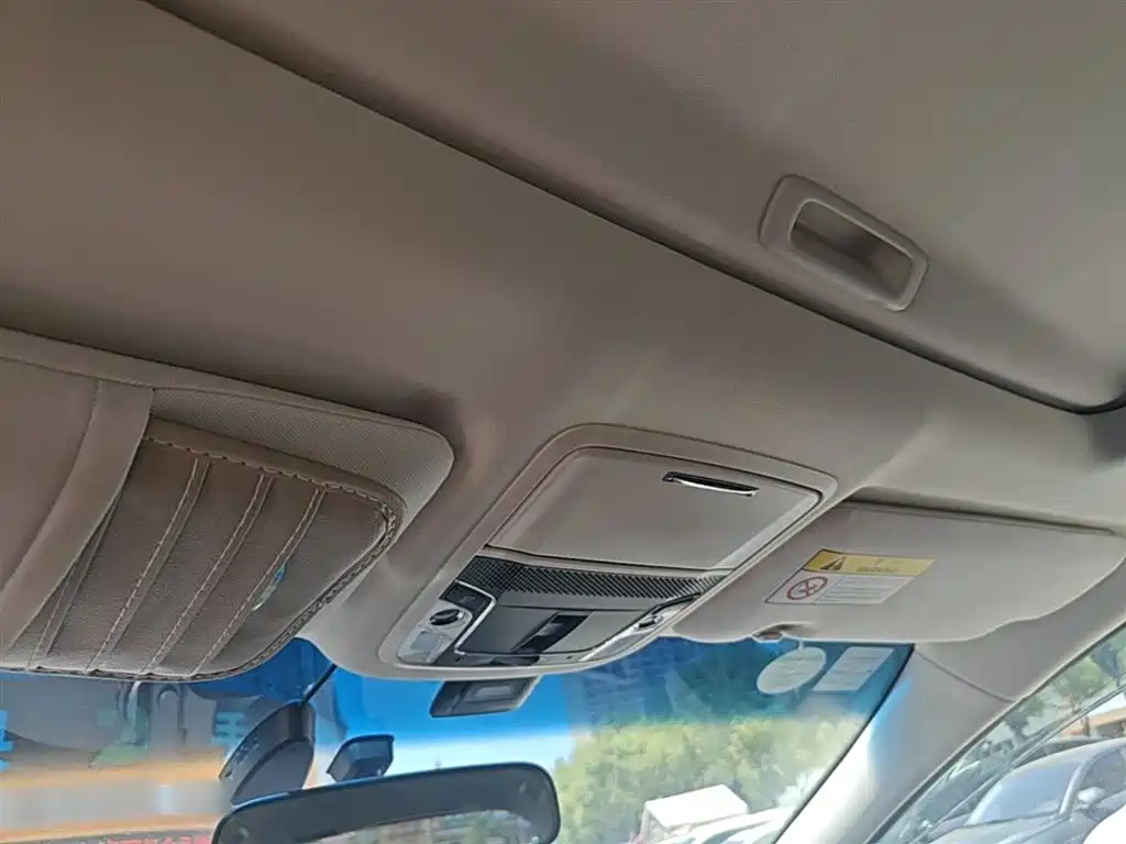 Honda Odyssey 2018 — фото 18