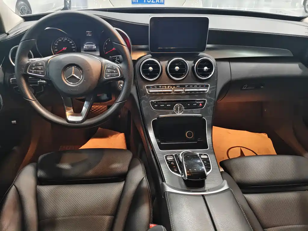 Mercedes-Benz C-Class 2018 — фото 12