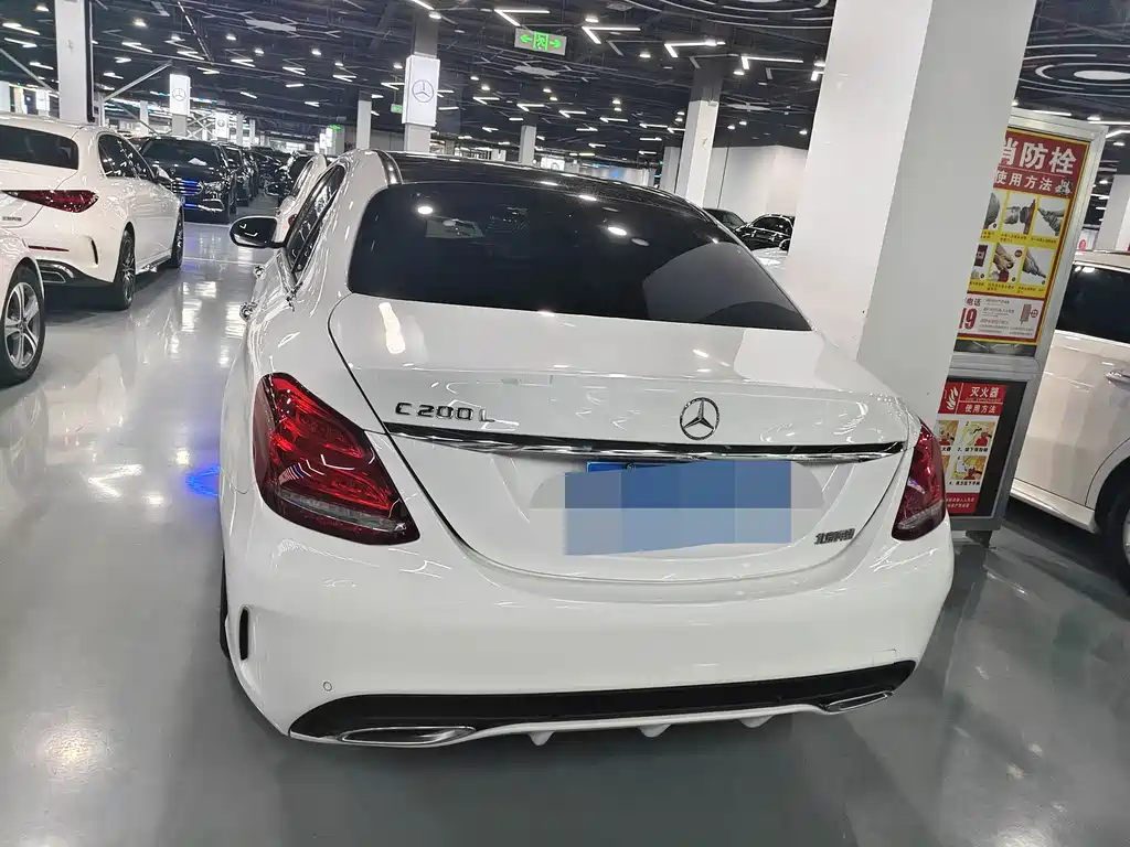 Mercedes-Benz C-Class 2018 — фото 15