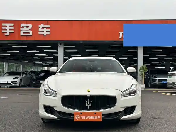 Maserati Quattroporte 2015