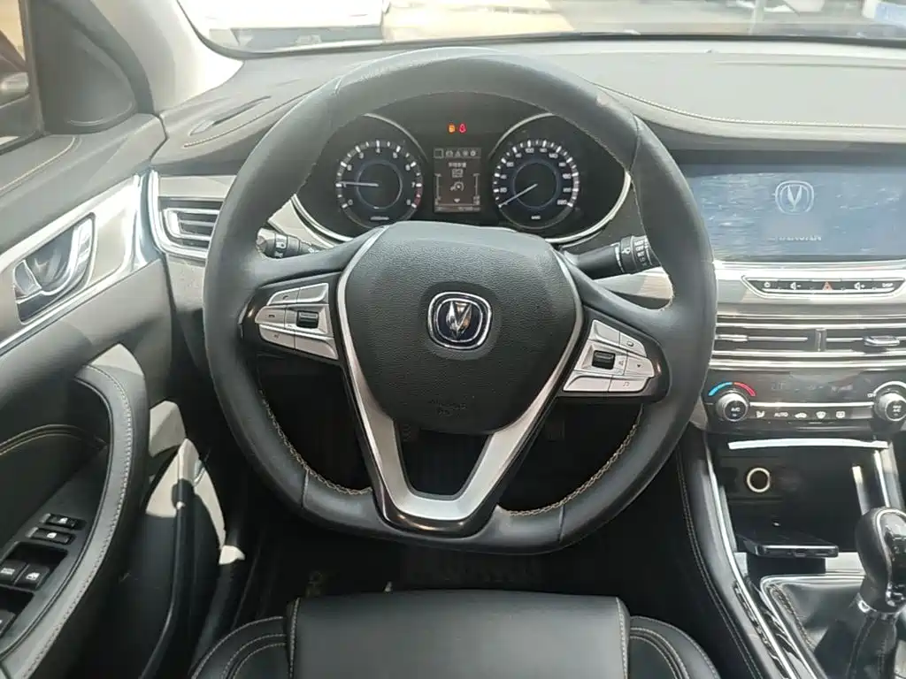 Changan Escape 2019 — фото 11