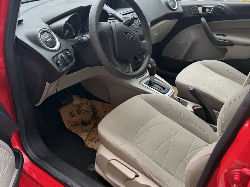 Ford Fiesta 2014