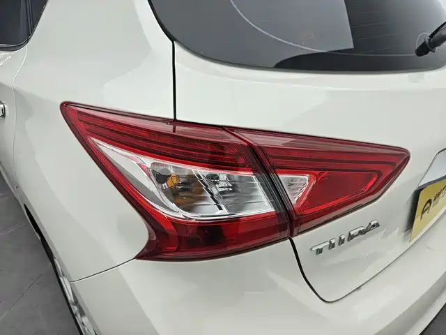 Nissan Tiida 2020 — фото 16