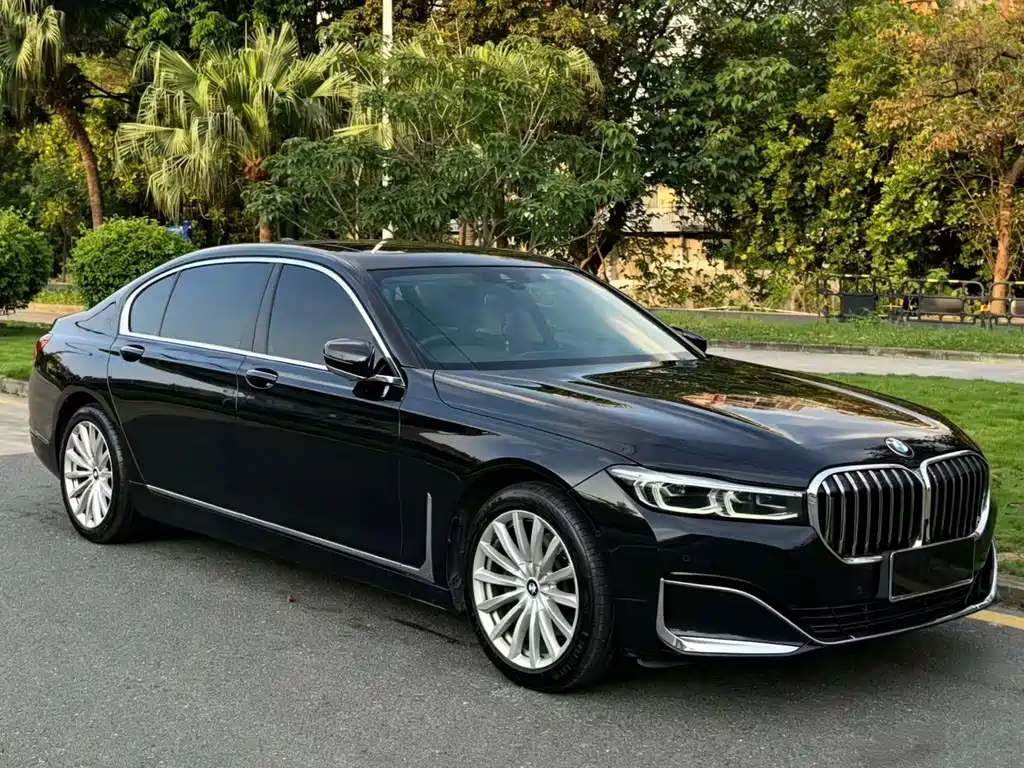 BMW 7 Series 2020 — фото 2
