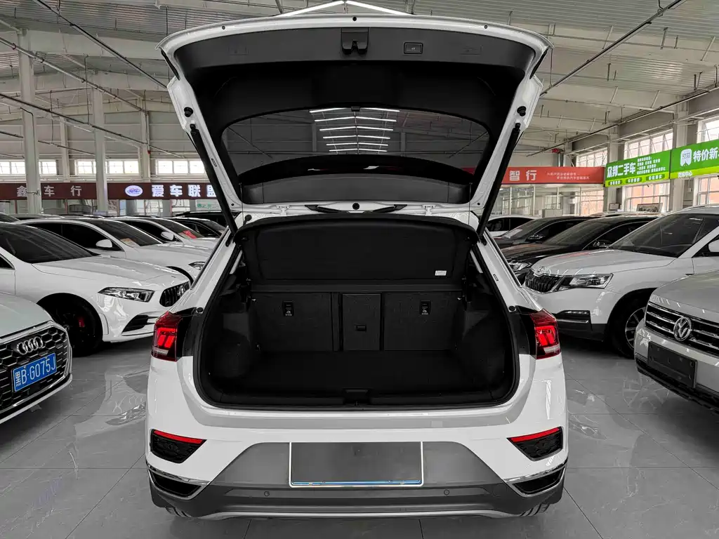 Volkswagen T-Roc 2022 — фото 19