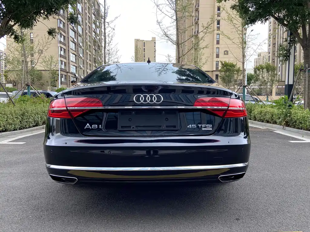 Audi A8 2015