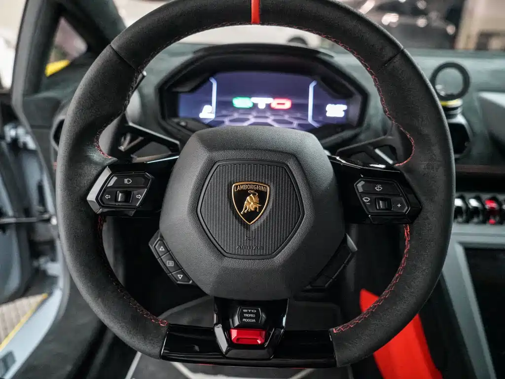 Lamborghini Huracán 2023 — фото 9