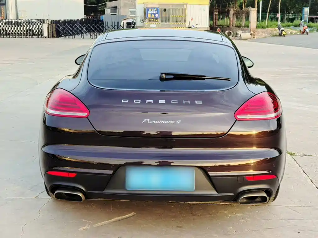 Porsche Panamera 2016 — фото 9