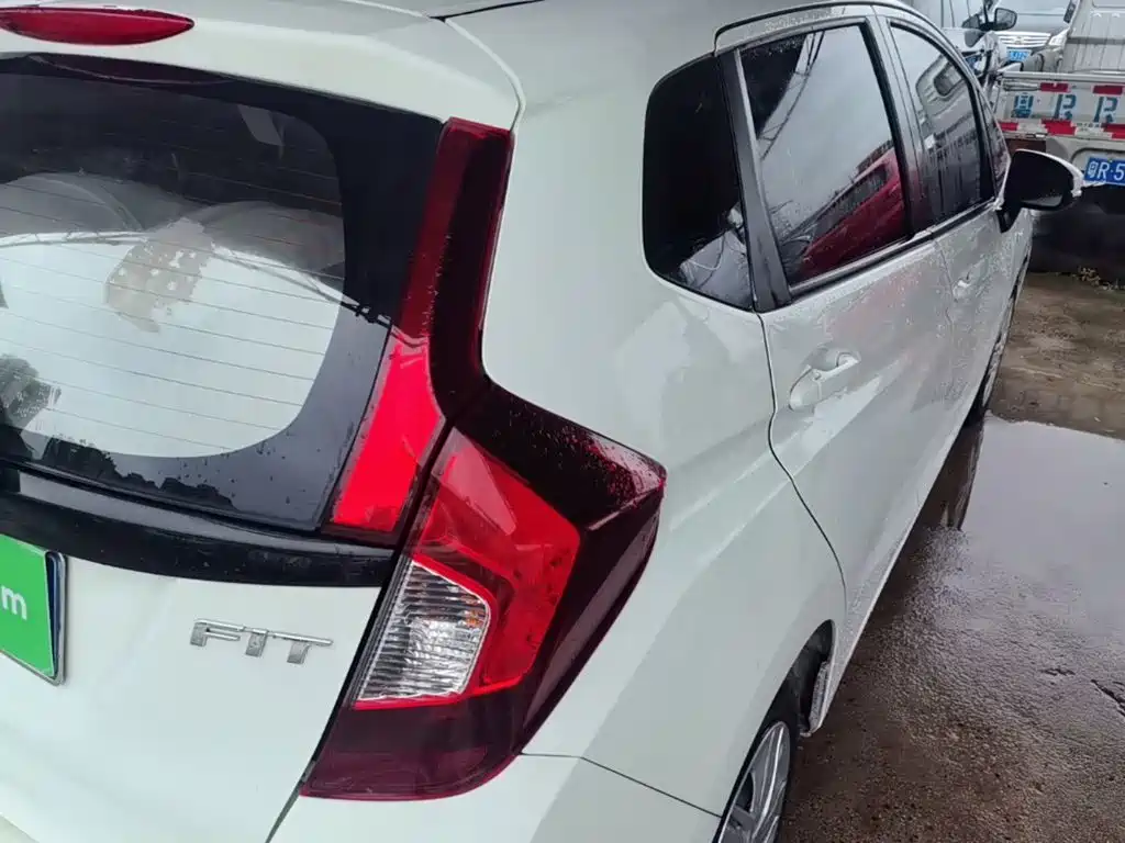 Honda Fit 2019 — фото 8