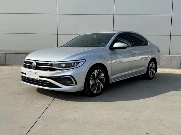 Volkswagen Bora 2023