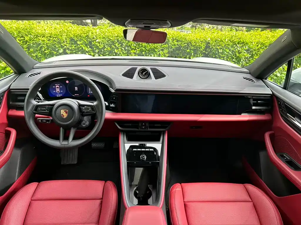 Porsche Macan EV 2026 — фото 10