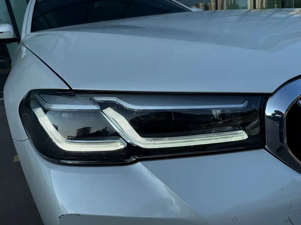 BMW 5 Series 2021