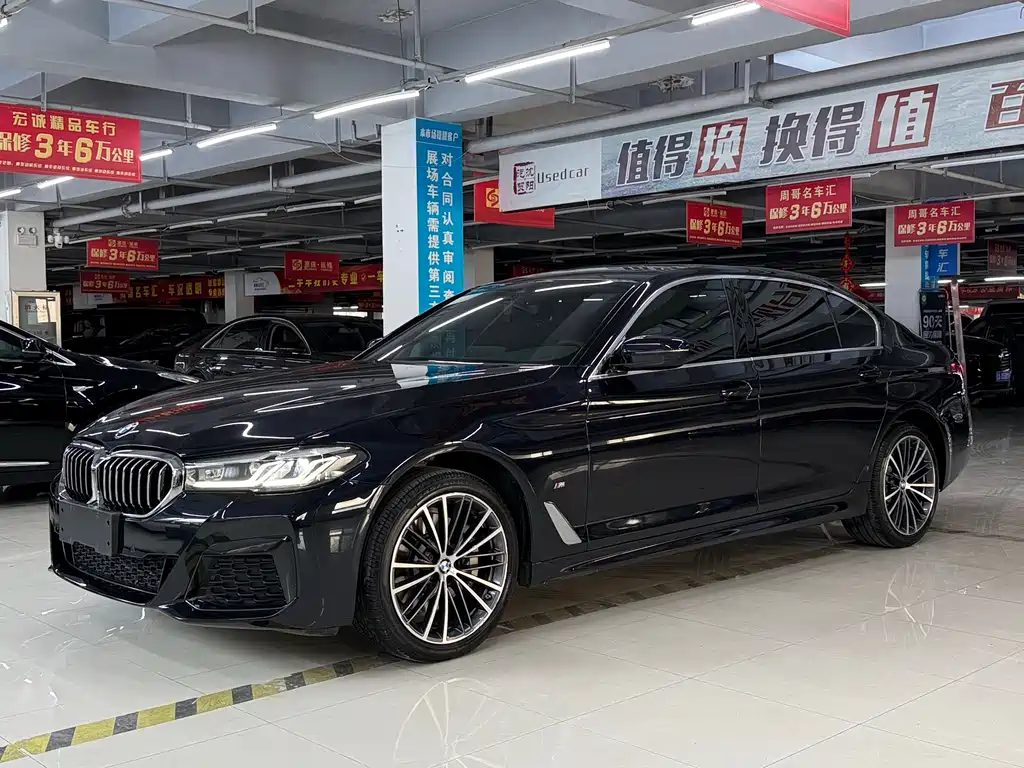 BMW 5 Series 2023 — фото 1