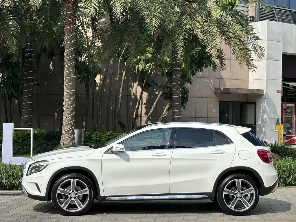 Mercedes-Benz GLA 2016 — фото 3