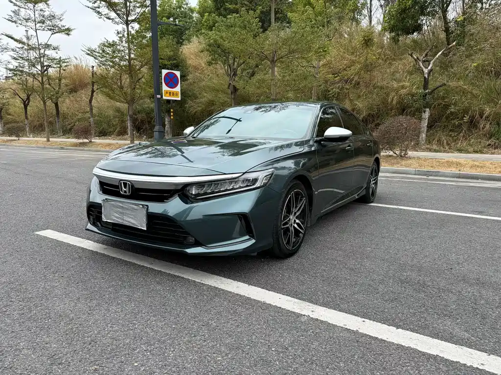 Honda Inspire 2022 — фото 1