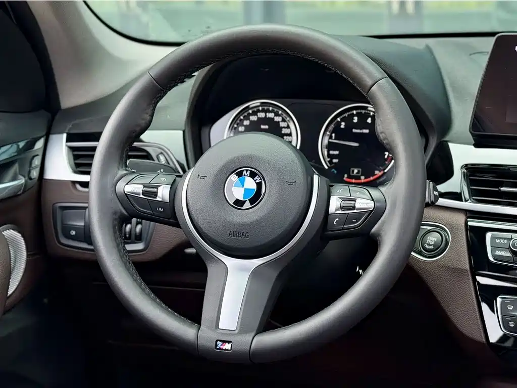 BMW X1 2021 — фото 20