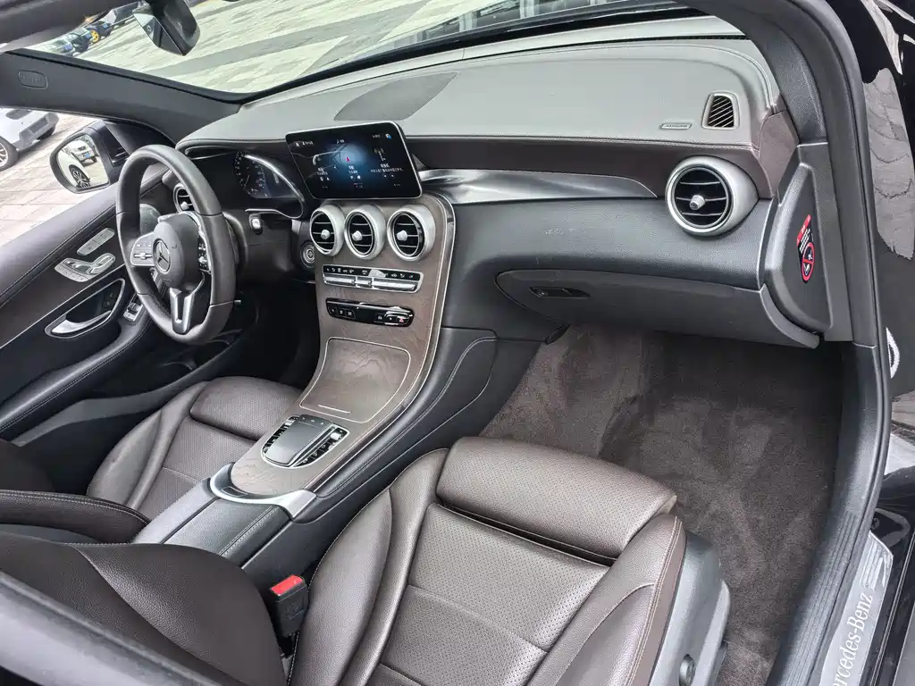 Mercedes-Benz GLC 2021 — фото 10
