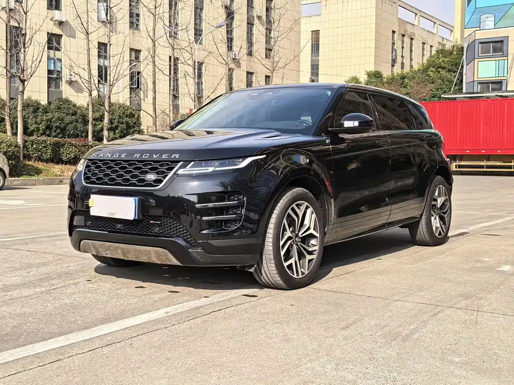 Land Rover Evoque 2024 — фото 1