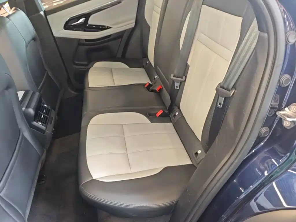 Land Rover Evoque 2021 — фото 17