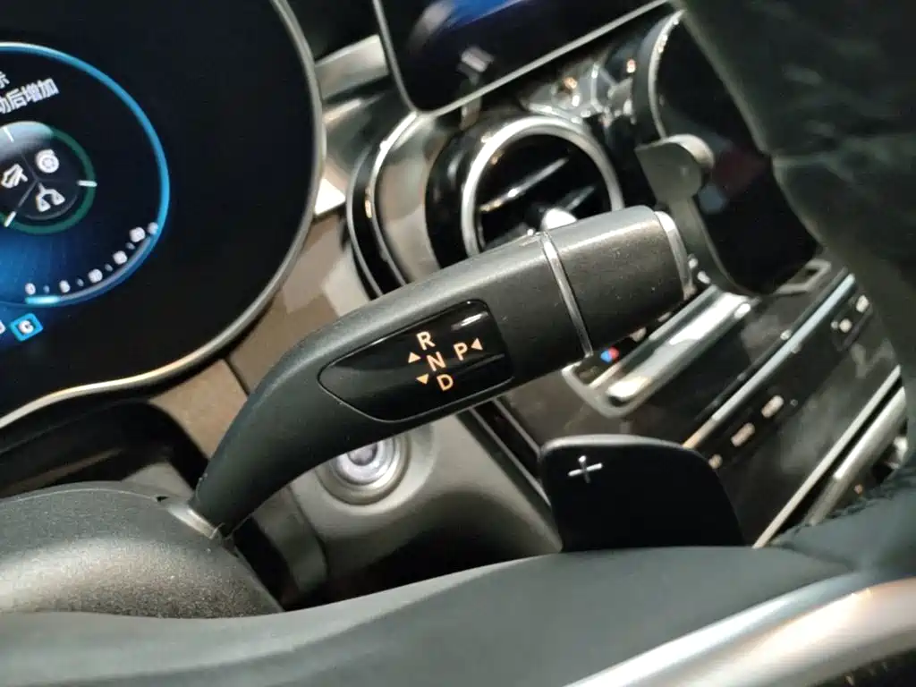 Mercedes-Benz C-Class 2019 — фото 14