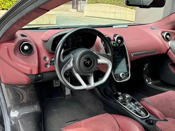 McLaren GT 2020