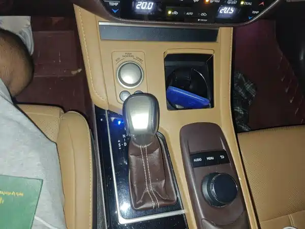 Lexus ES 2017
